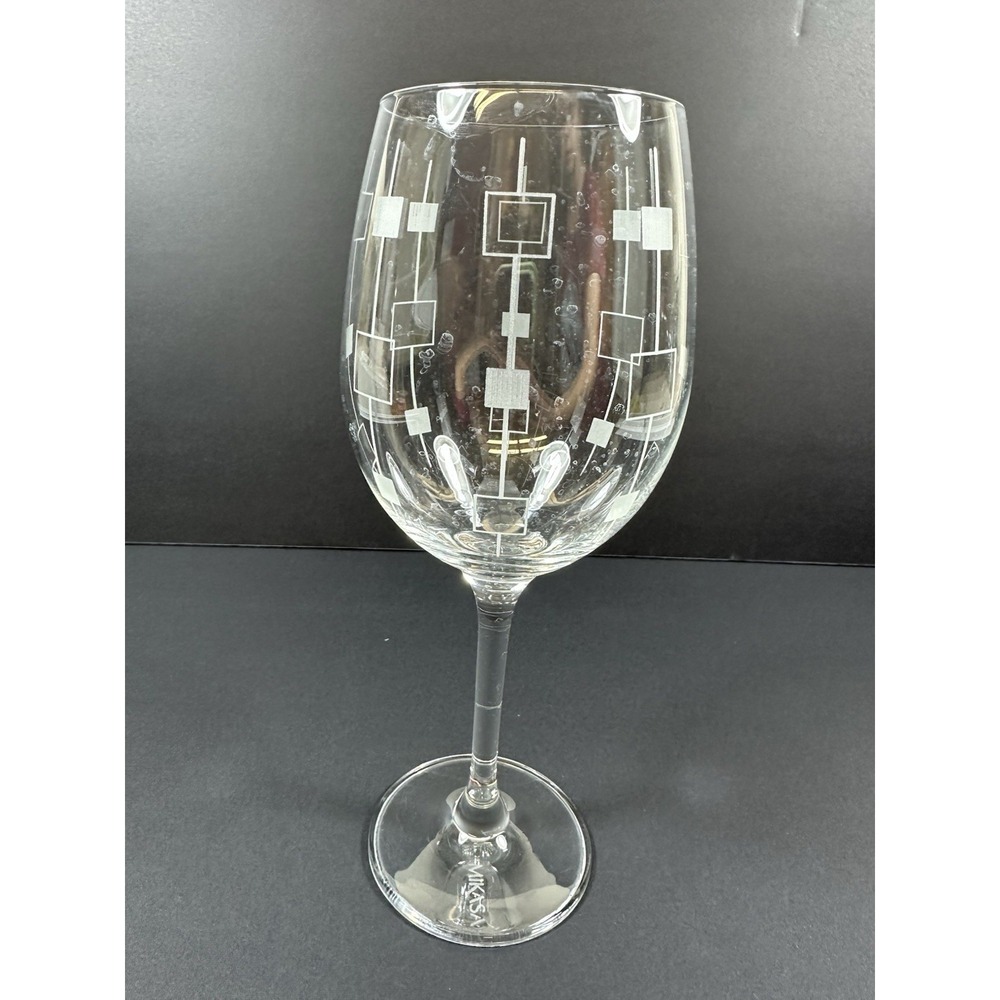 Mikasa Expressions Geometric Squares‎ Wine Glass Crystal  8 3/4"